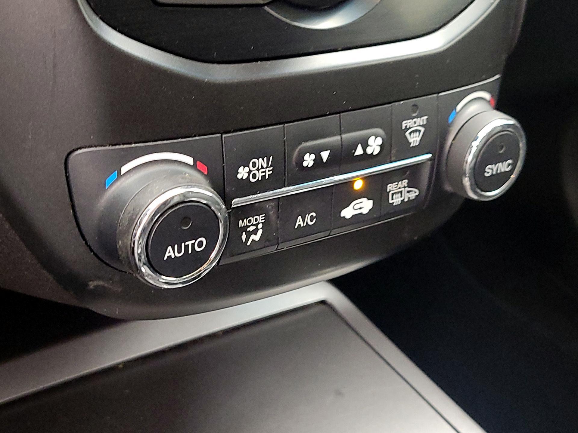 Thumbnail: 2015 Acura RDX - 16
