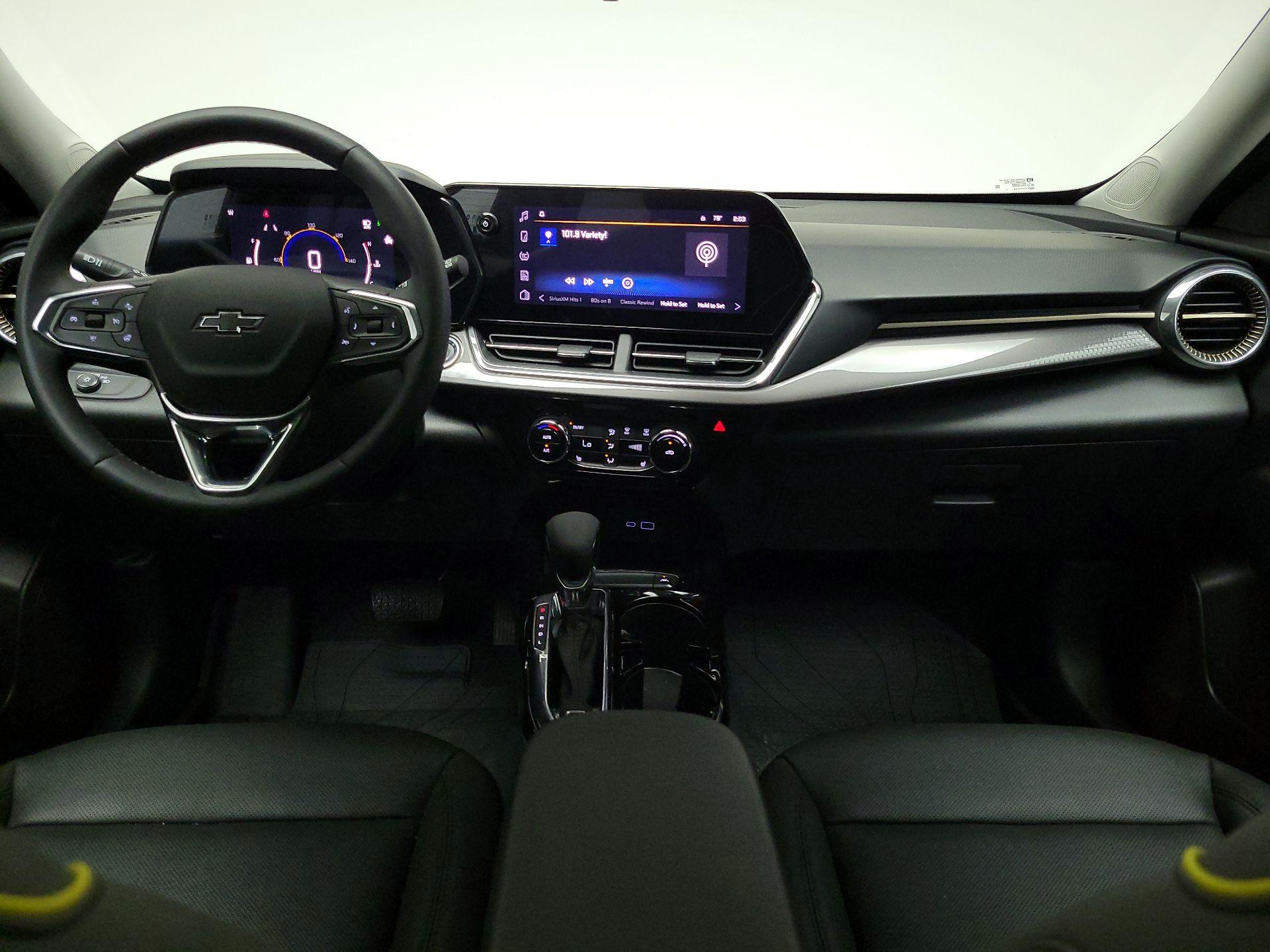 Thumbnail: 2025 Chevrolet Trax - 9
