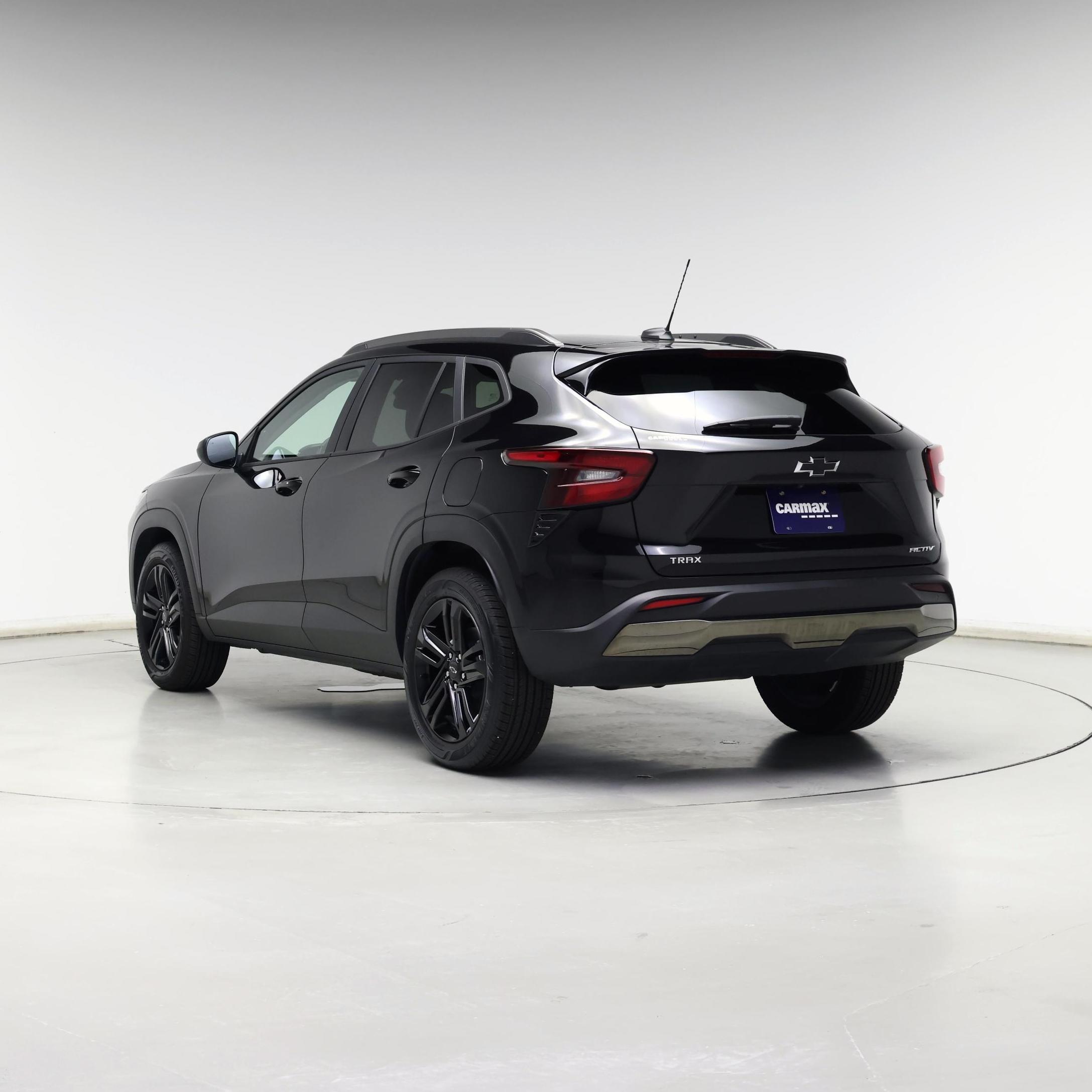Thumbnail: 2025 Chevrolet Trax - 2