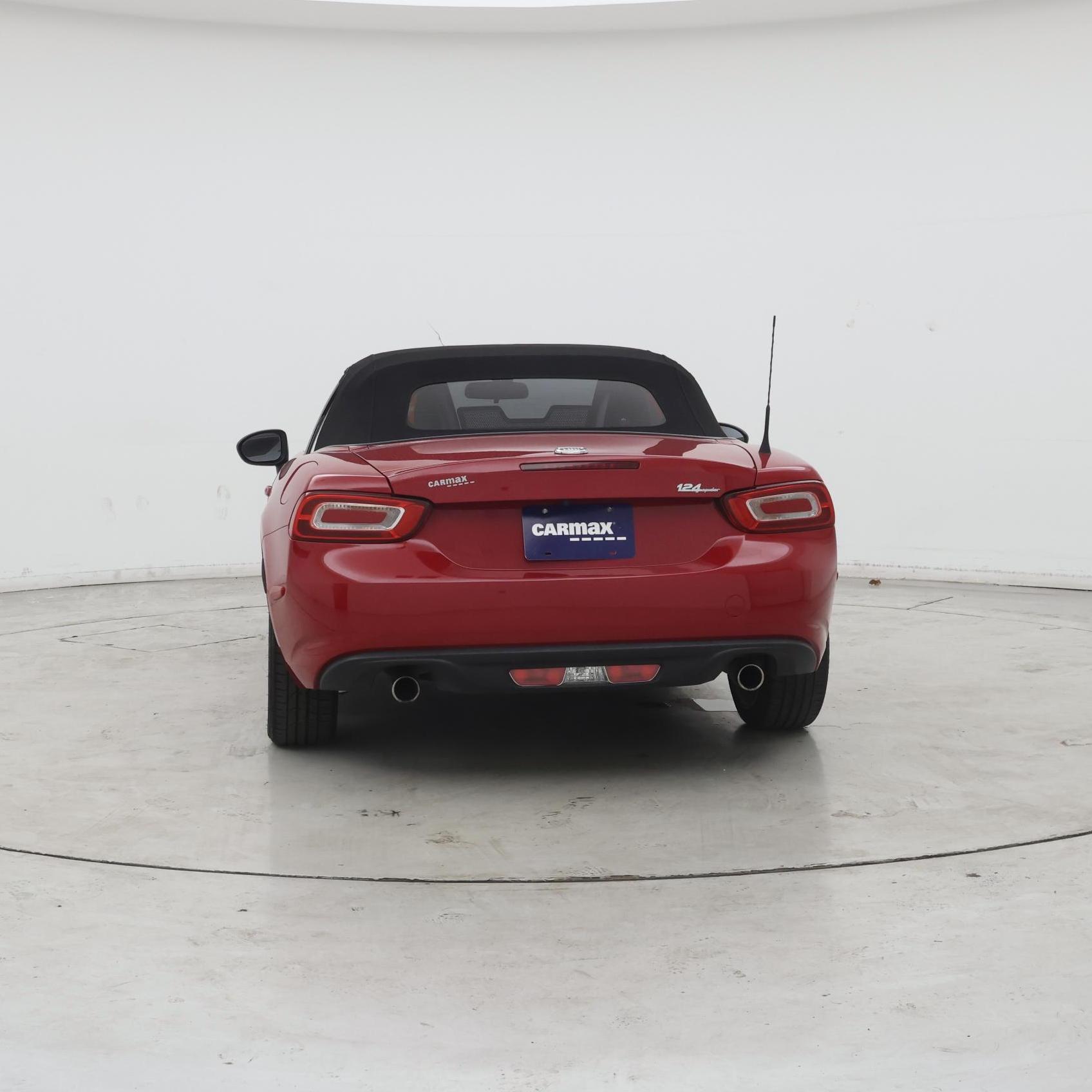 Thumbnail: 2018 Fiat 124 Spider - 6
