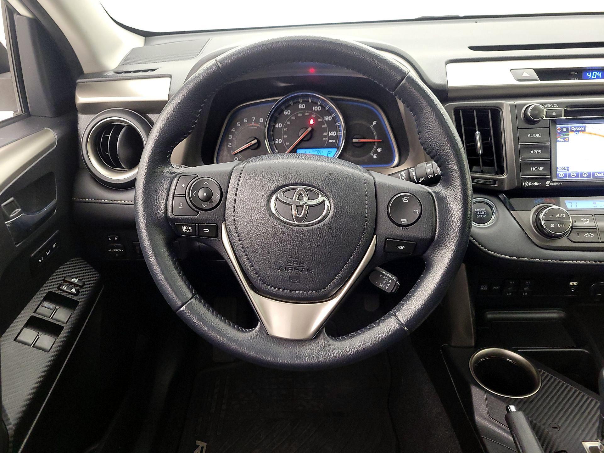 Thumbnail: 2015 Toyota RAV4 - 10