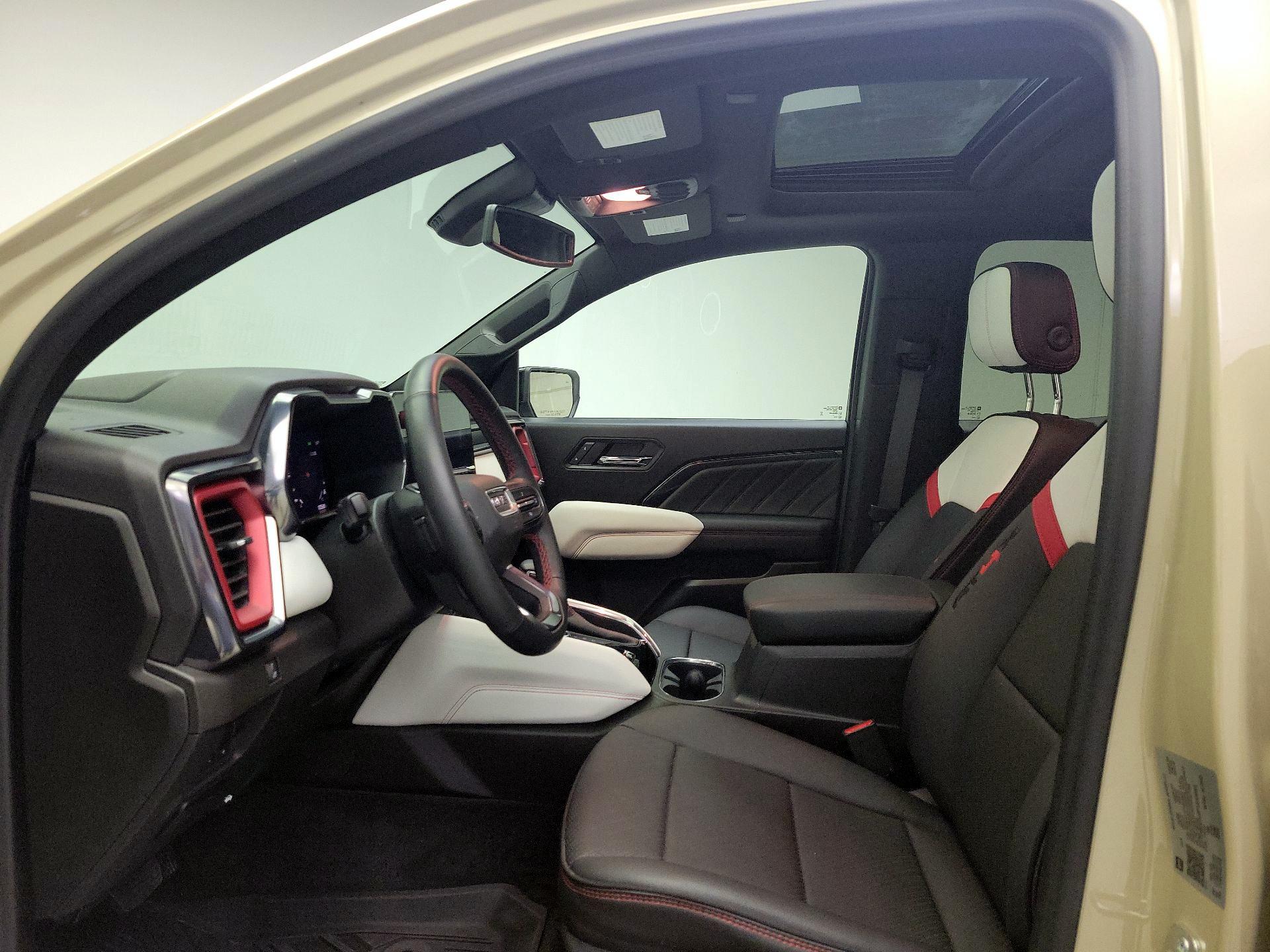 Thumbnail: 2023 GMC Canyon - 20