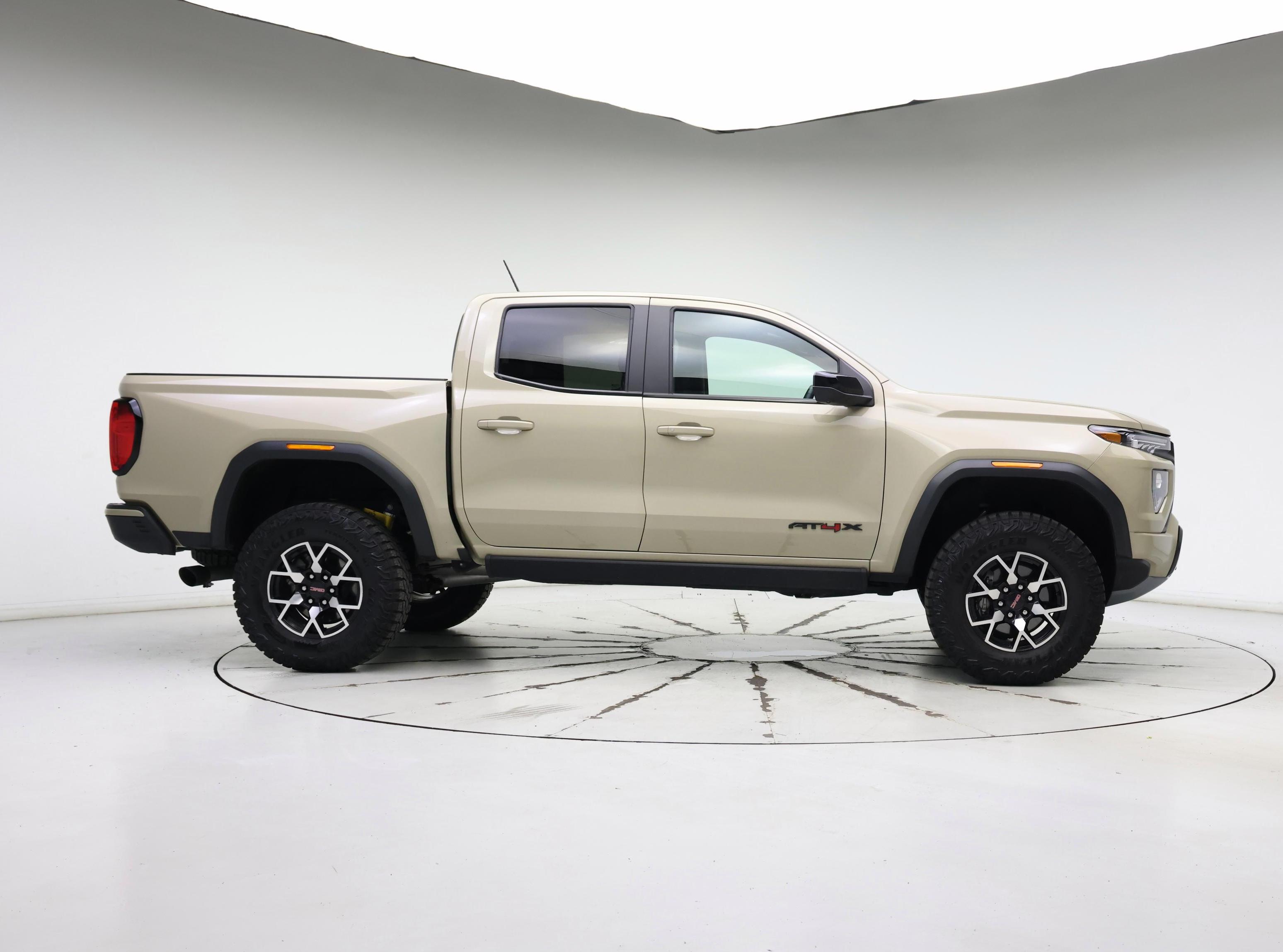 Thumbnail: 2023 GMC Canyon - 7