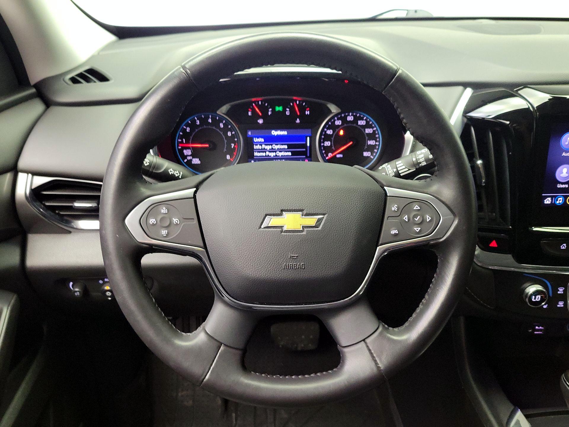 Thumbnail: 2020 Chevrolet Traverse - 10
