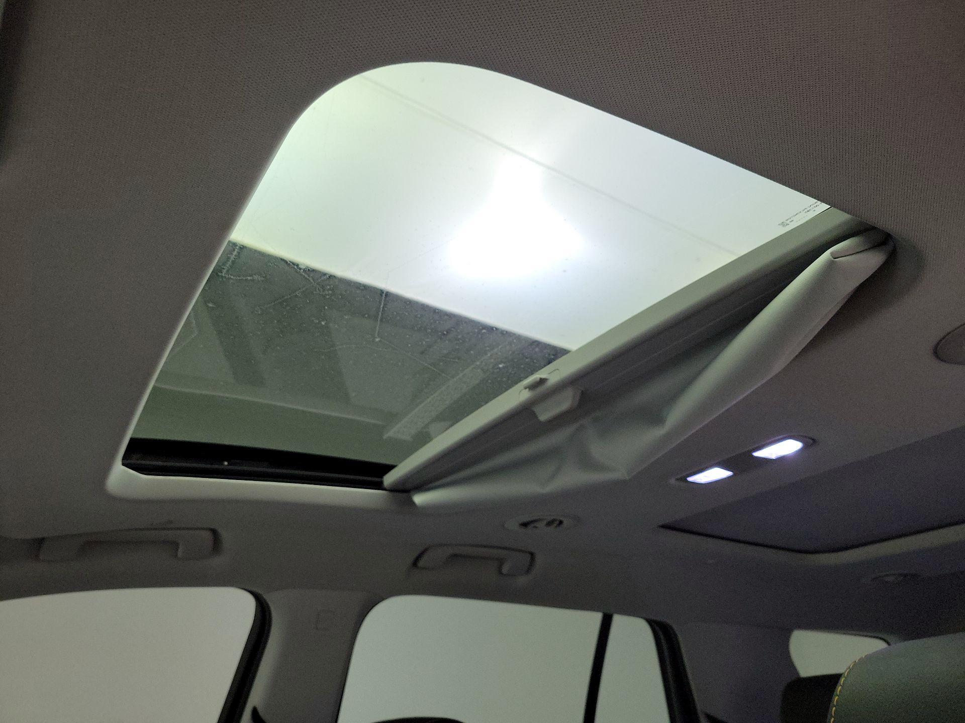 Thumbnail: 2020 Chevrolet Traverse - 20