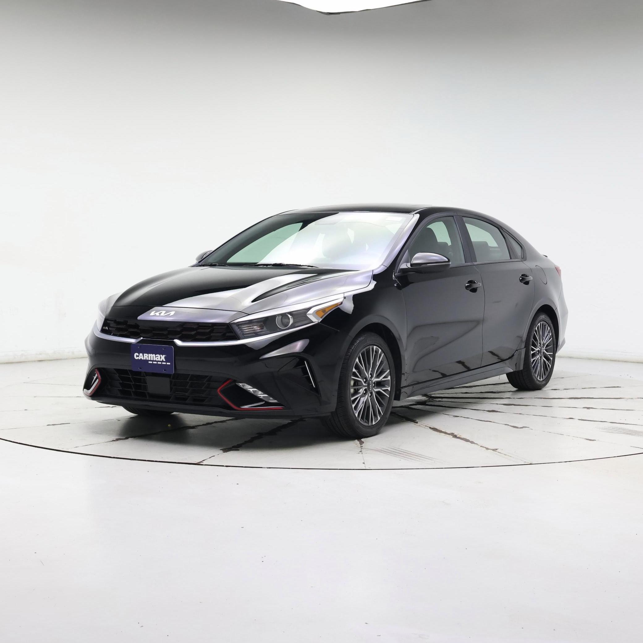 Thumbnail: 2024 Kia Forte - 4