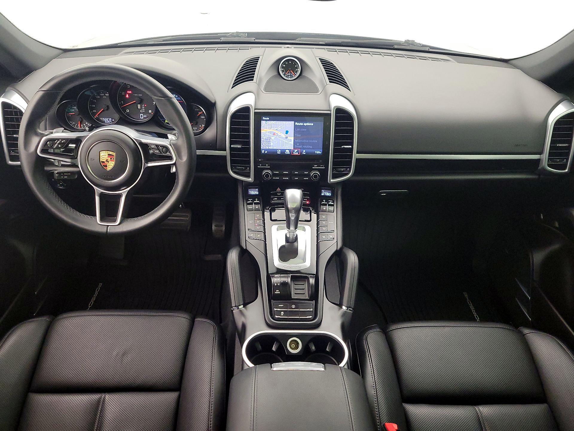 Thumbnail: 2017 Porsche Cayenne - 9