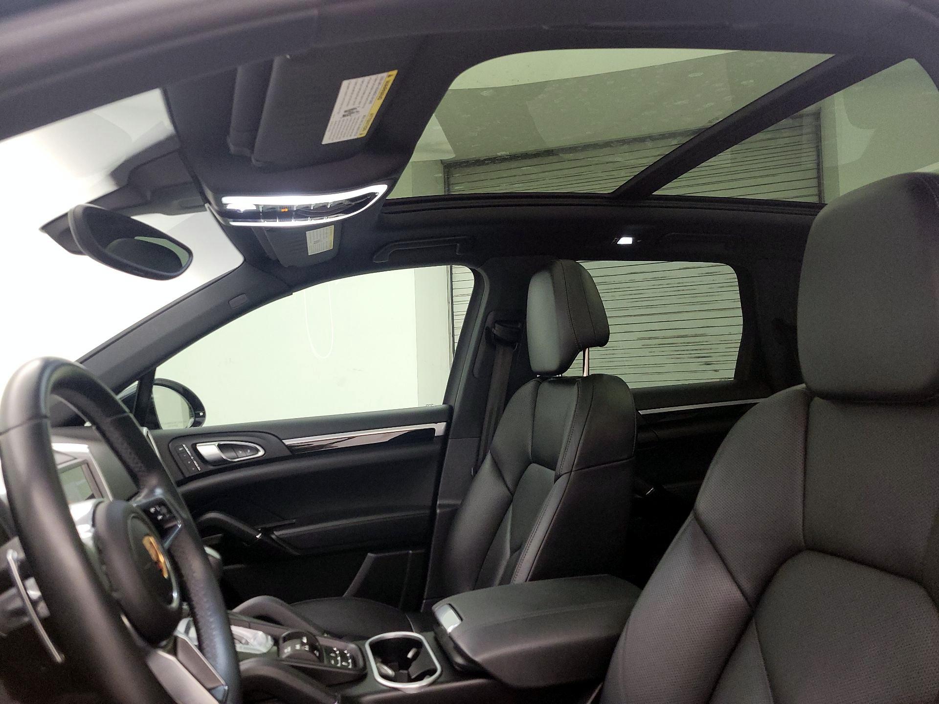 Thumbnail: 2017 Porsche Cayenne - 20