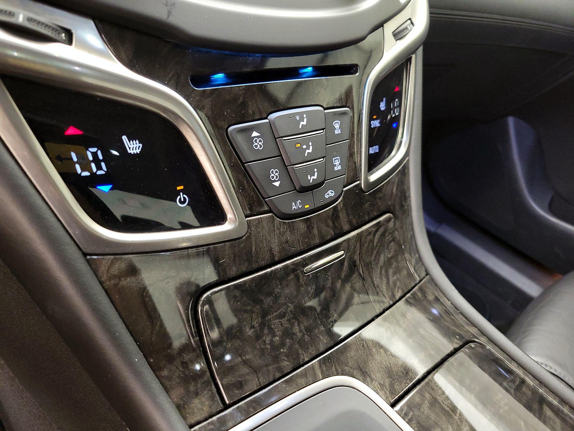Thumbnail: 2016 Buick LaCrosse - 15