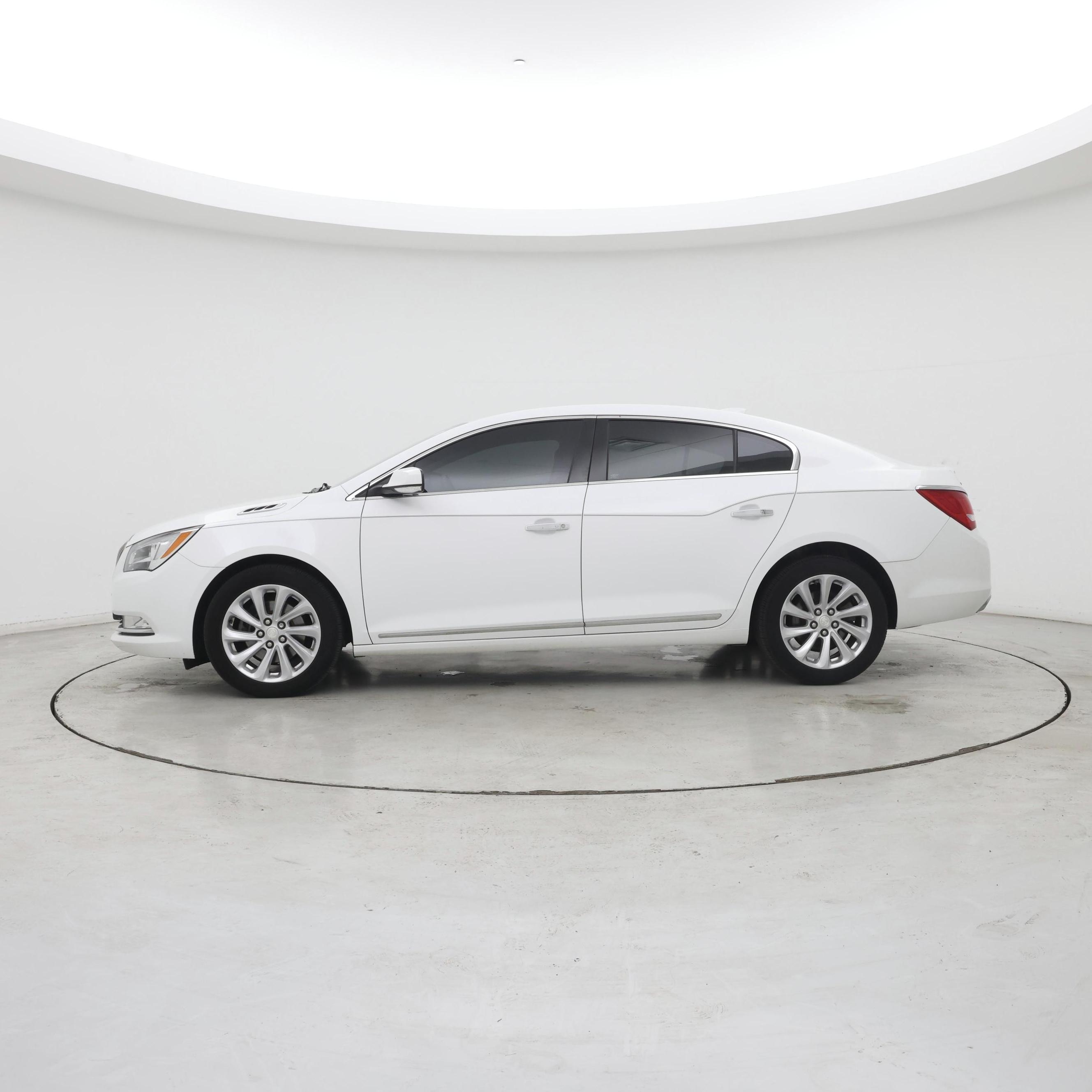 Thumbnail: 2016 Buick LaCrosse - 3