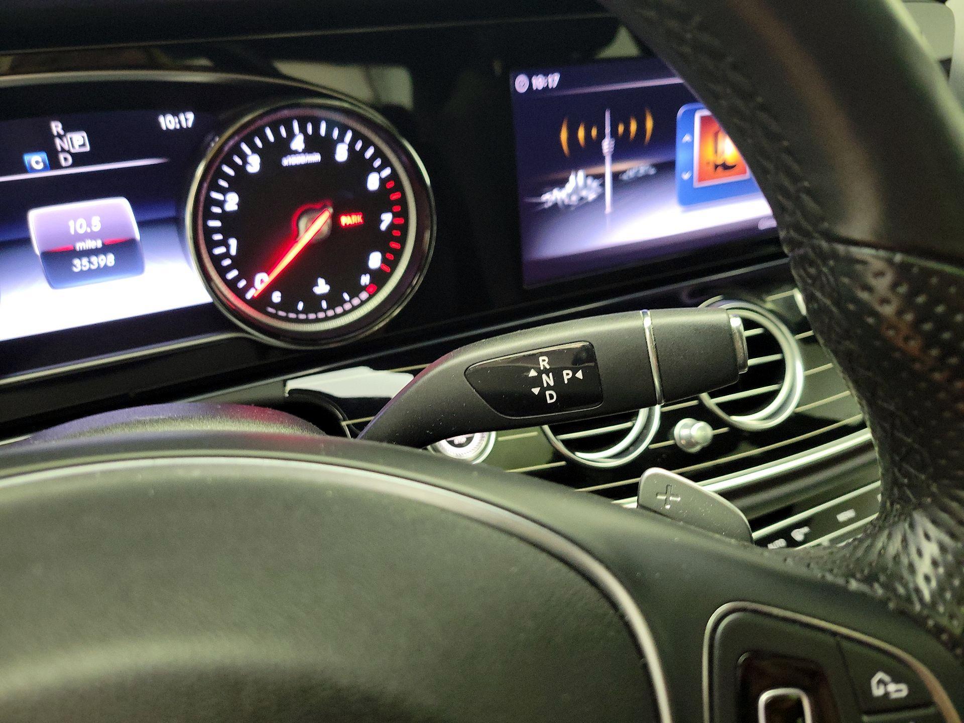 Thumbnail: 2018 Mercedes-Benz E-Class - 18
