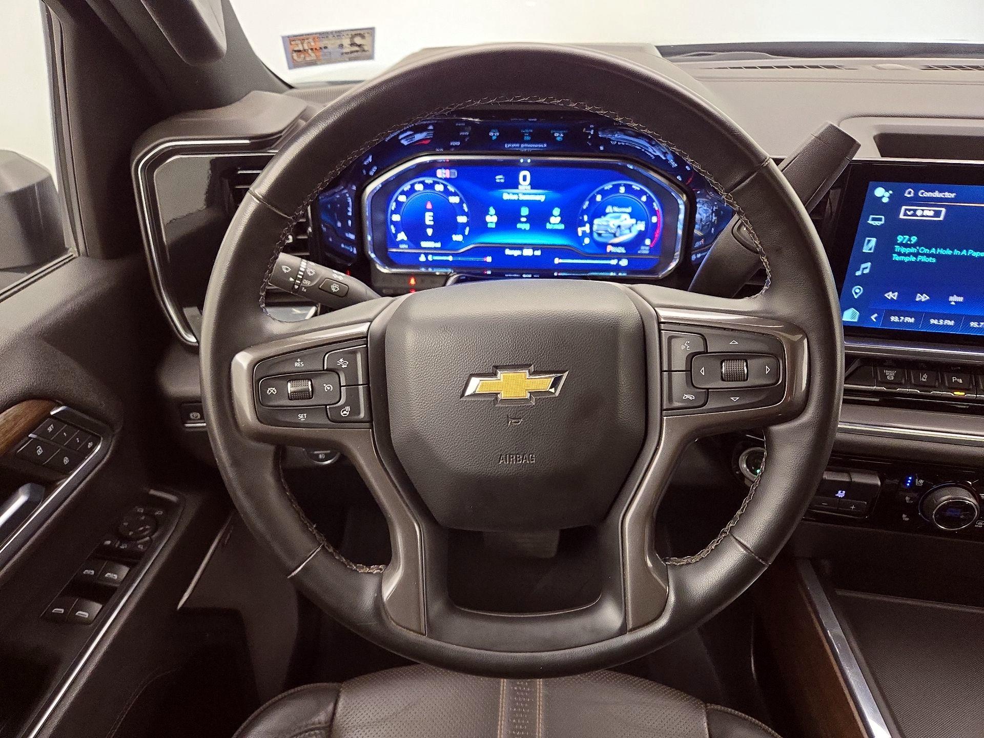 Thumbnail: 2024 Chevrolet Silverado 3500 - 10