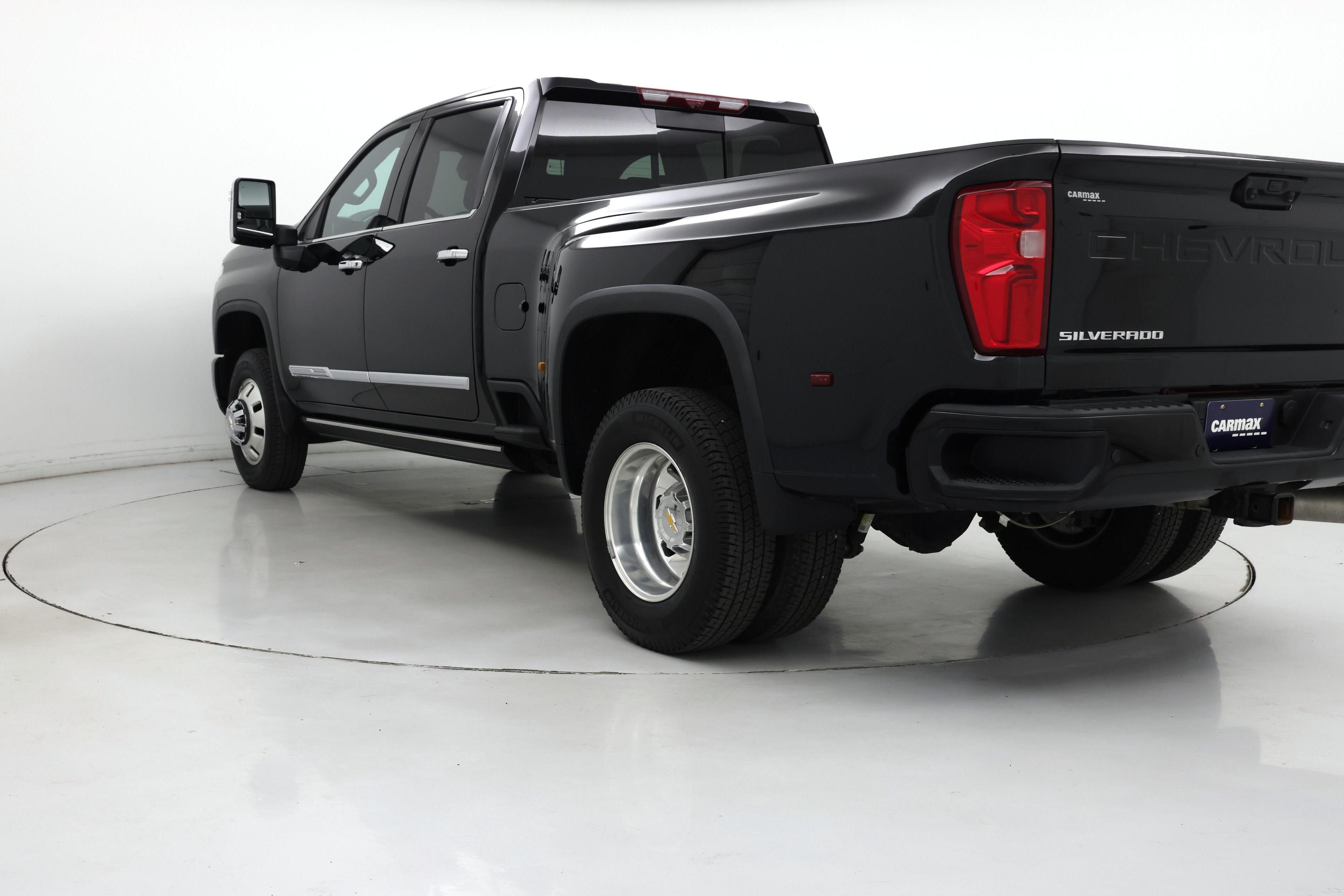 Thumbnail: 2024 Chevrolet Silverado 3500 - 2