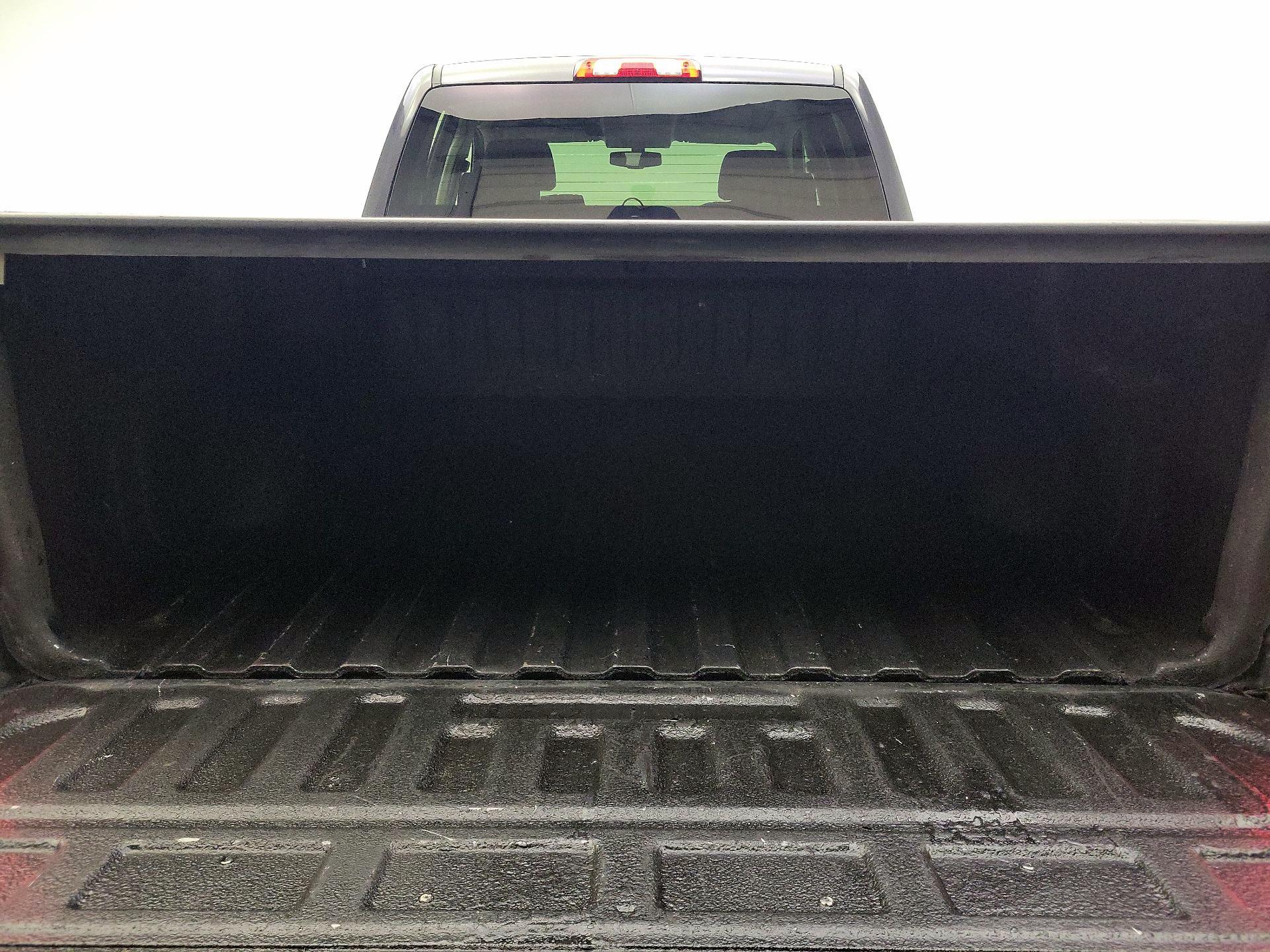 Thumbnail: 2016 Chevrolet Silverado 1500 - 19