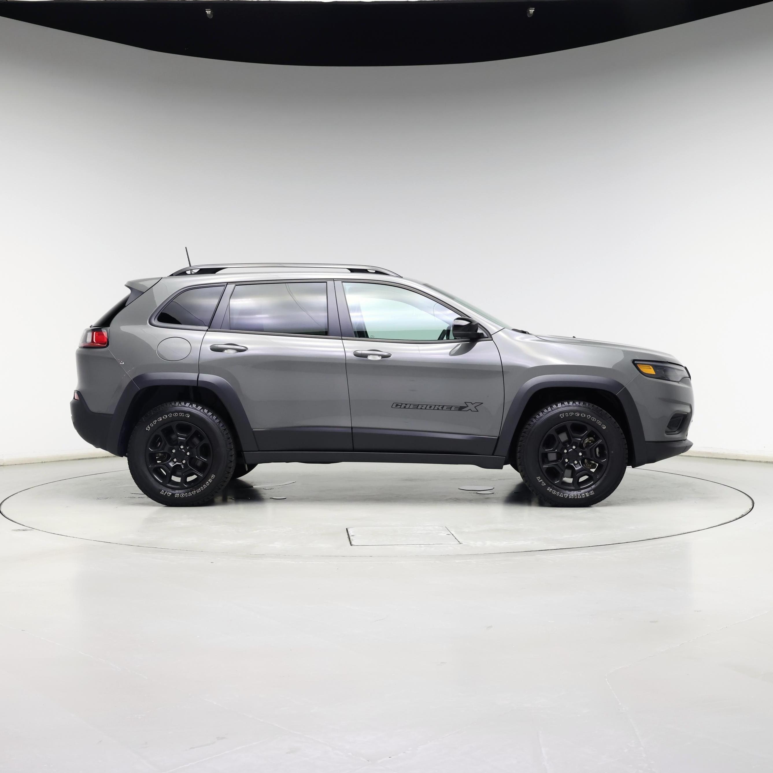Thumbnail: 2022 Jeep Cherokee - 7