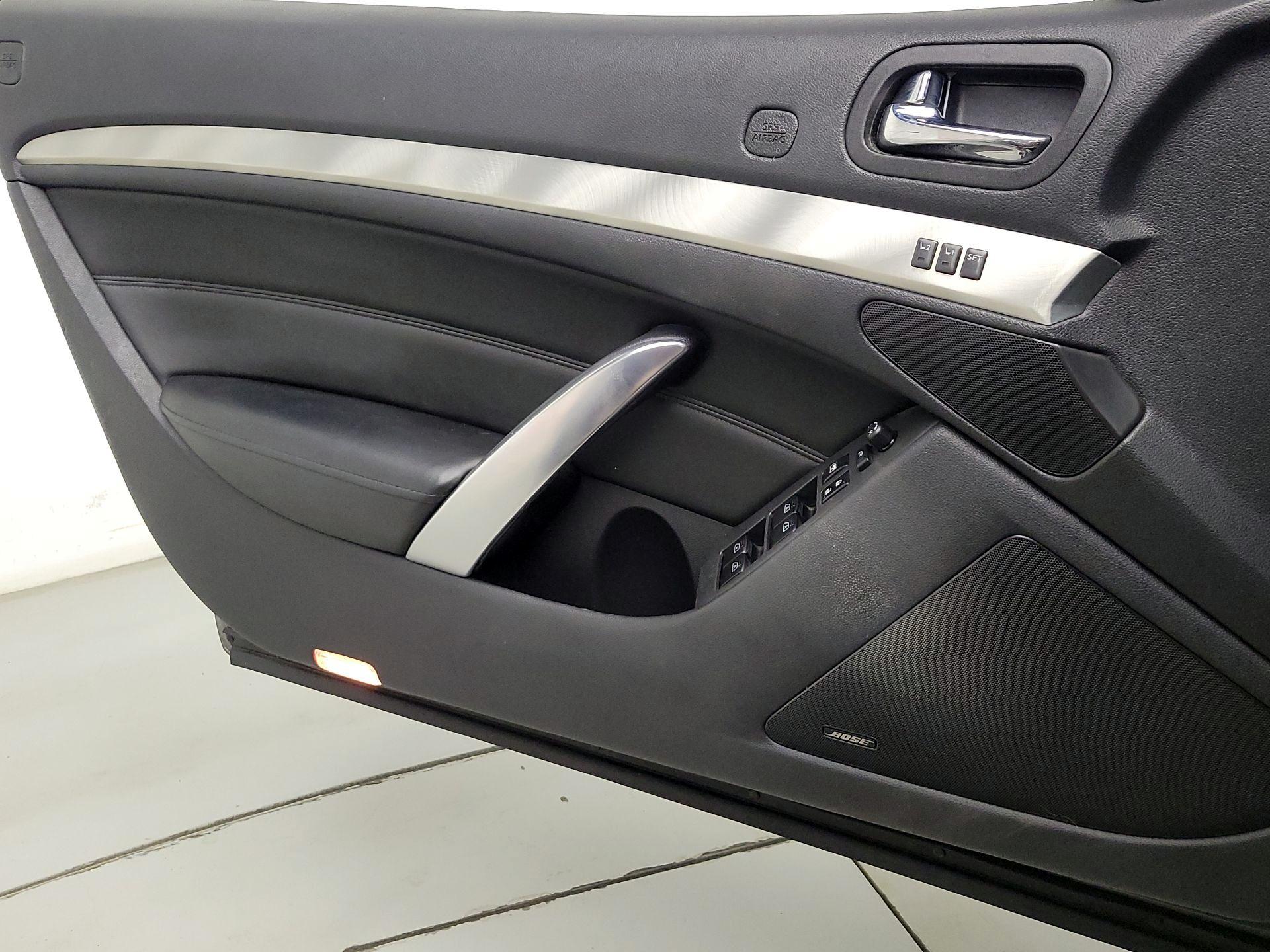 Thumbnail: 2014 INFINITI Q60 - 12