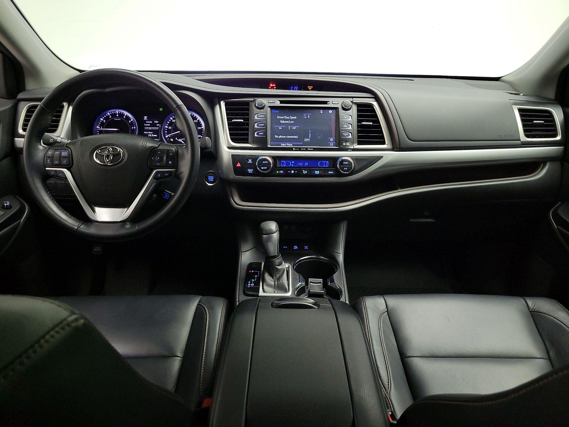 Thumbnail: 2017 Toyota Highlander - 9