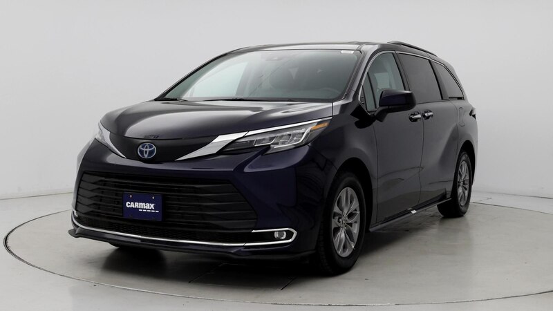 2023 Toyota Sienna XLE 4