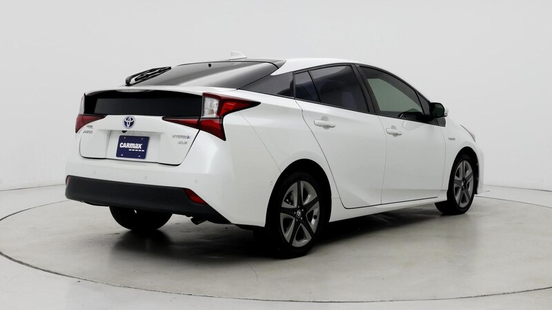 2022 Toyota Prius XLE 8