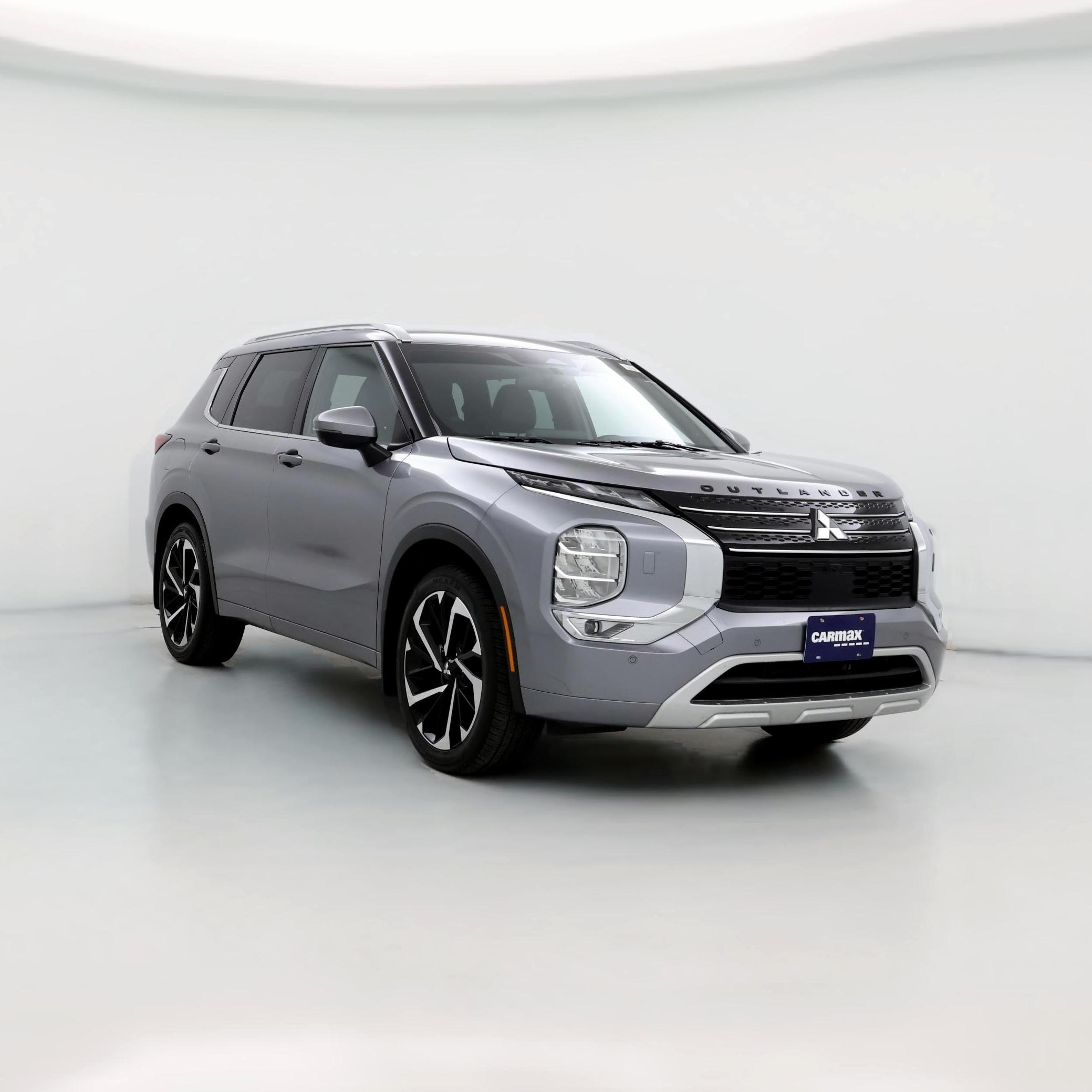 Thumbnail: 2022 Mitsubishi Outlander - 1