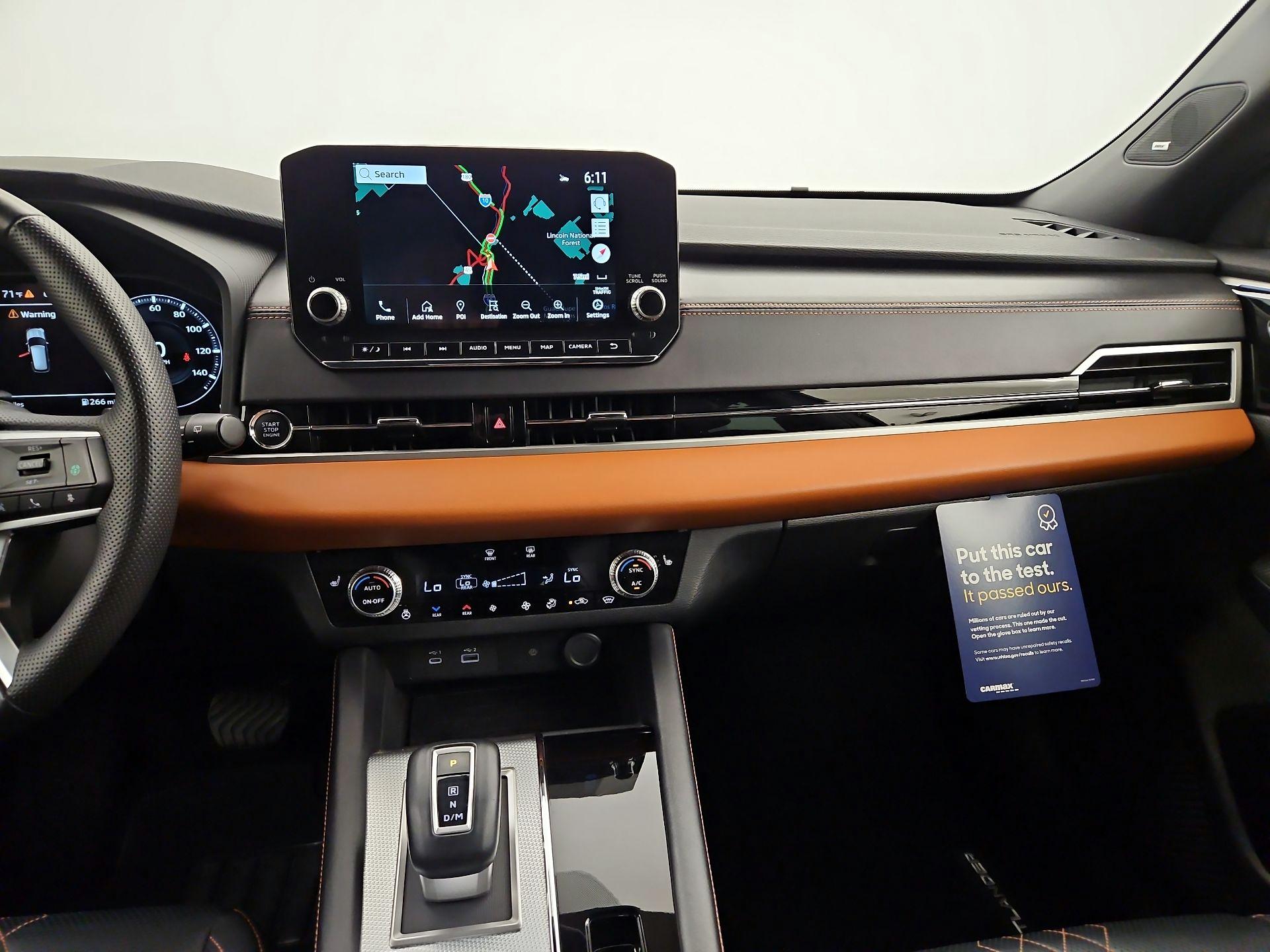 Thumbnail: 2022 Mitsubishi Outlander - 9