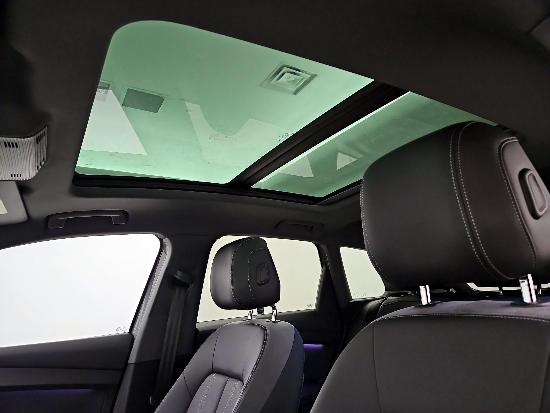 Thumbnail: 2022 Audi Q4 e-tron - 20