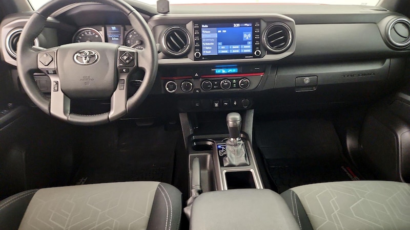 2023 Toyota Tacoma TRD Off-Road 9