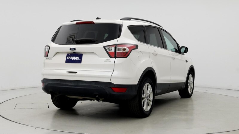 2017 Ford Escape SE 8