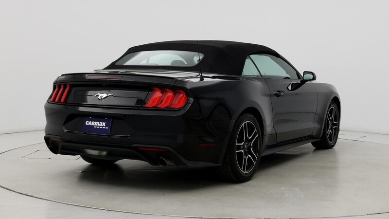 2022 Ford Mustang  8