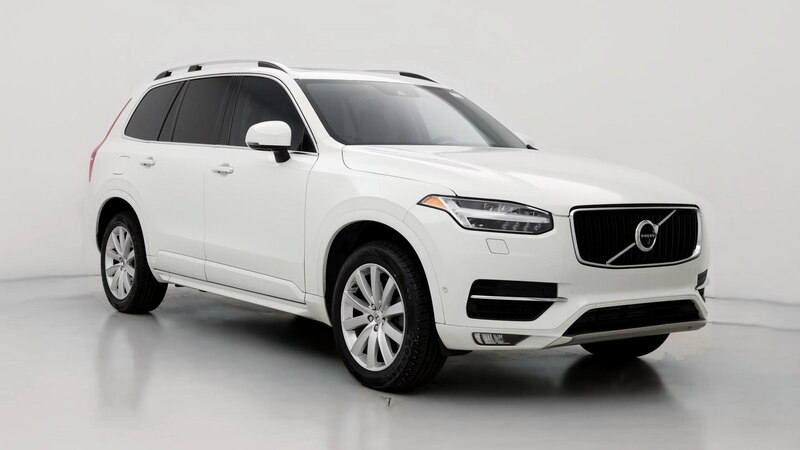 2016 Volvo XC90 T6 Momentum Hero Image