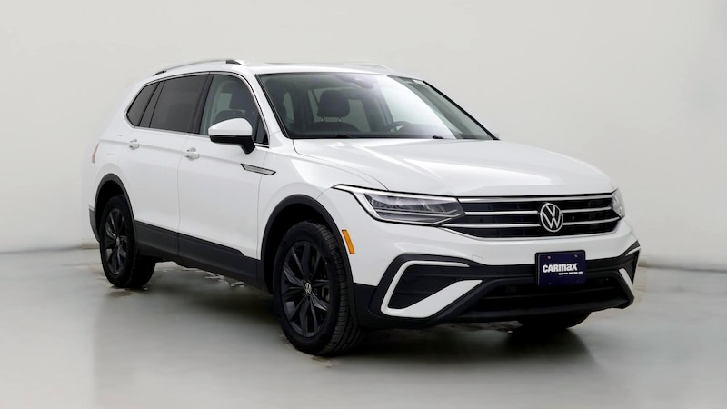 2022 Volkswagen Tiguan SE Hero Image