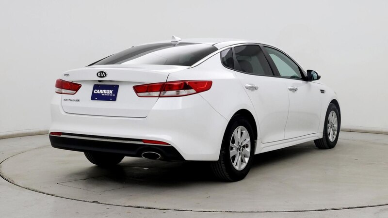 2017 Kia Optima LX 8