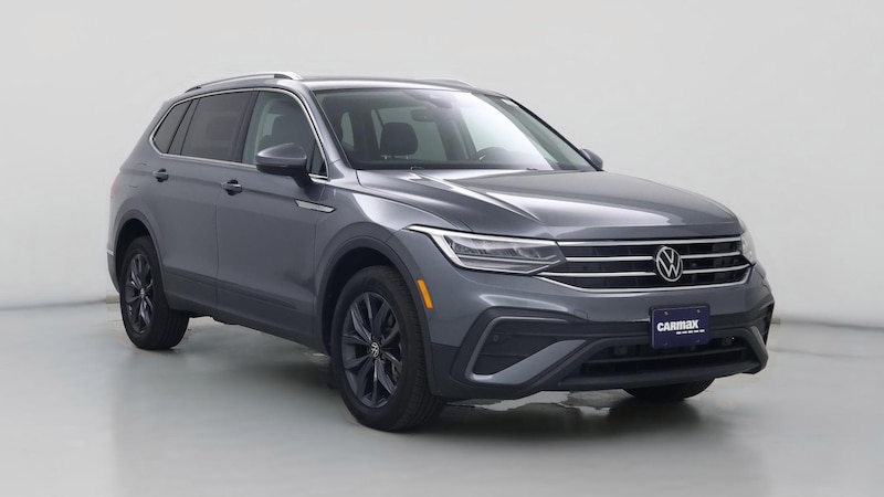 2022 Volkswagen Tiguan SE Hero Image