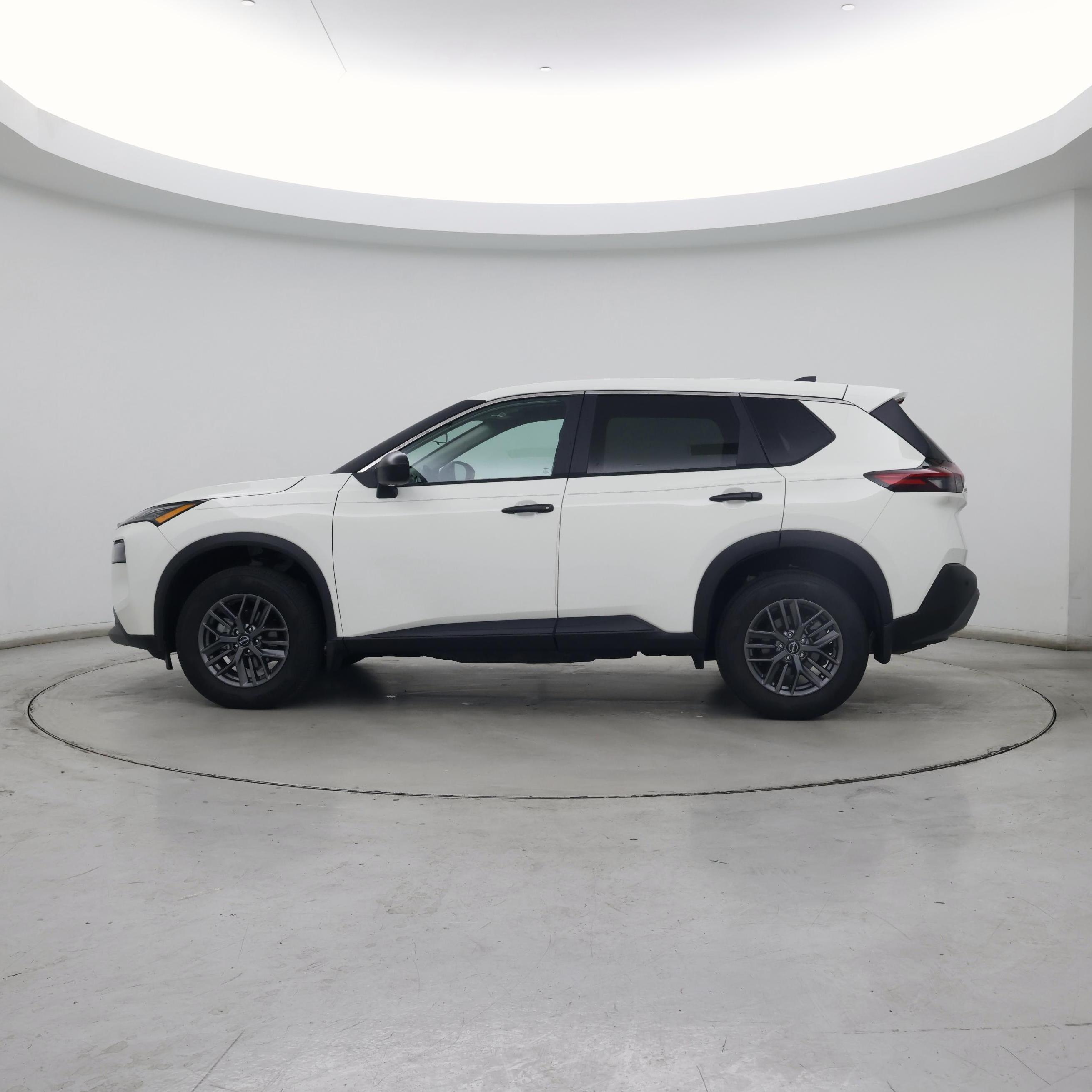 Thumbnail: 2023 Nissan Rogue - 3