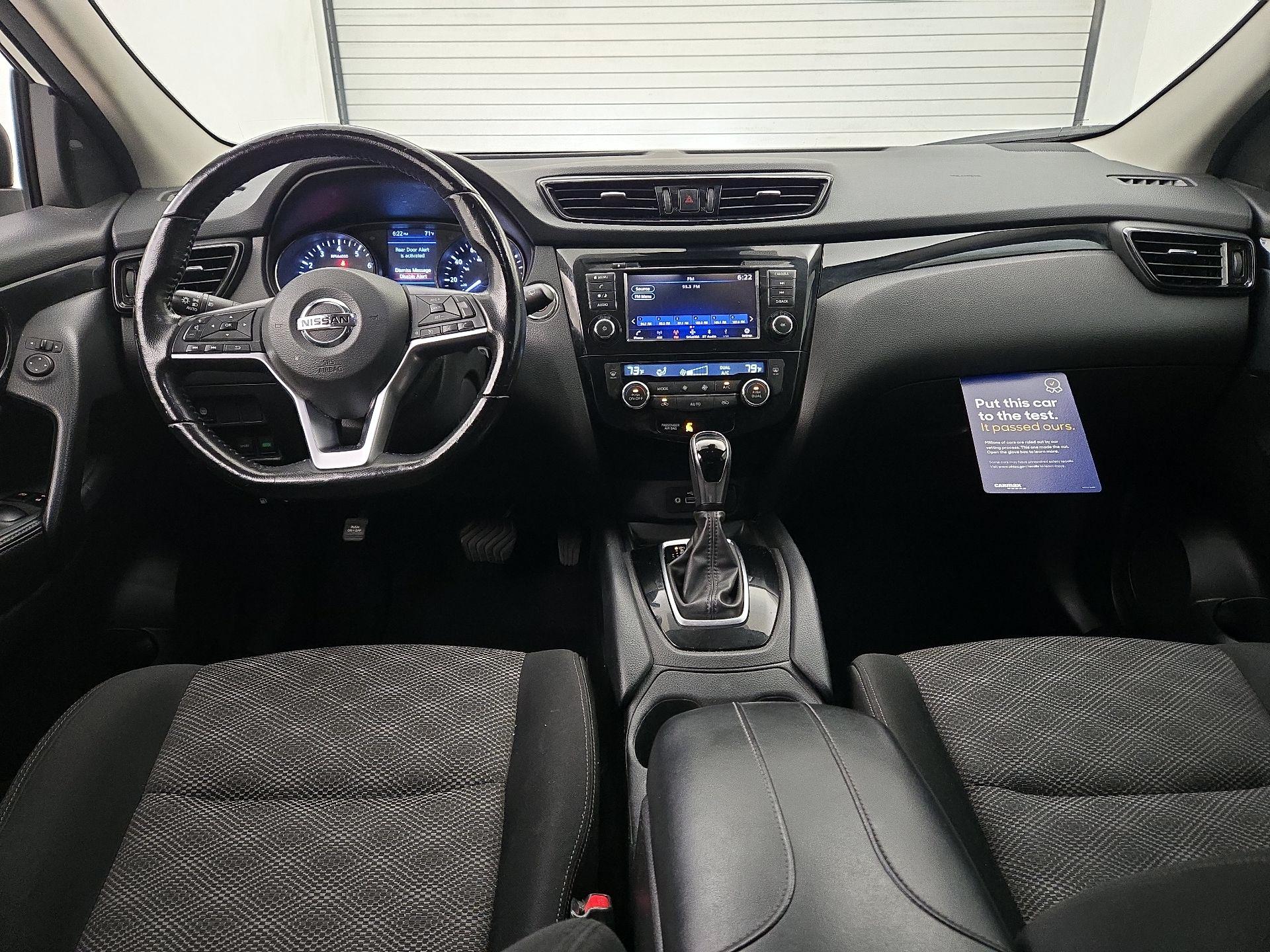 Thumbnail: 2021 Nissan Rogue Sport - 9