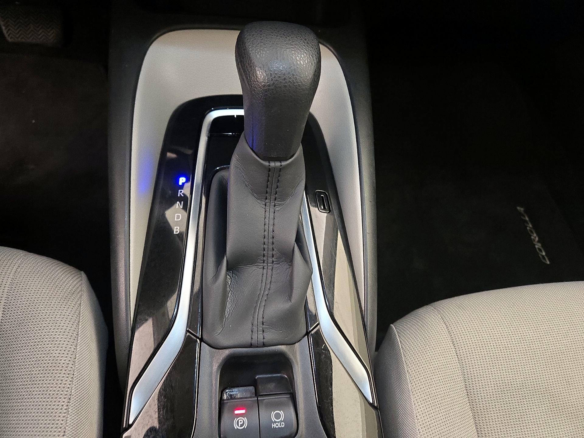 Thumbnail: 2022 Toyota Corolla - 16