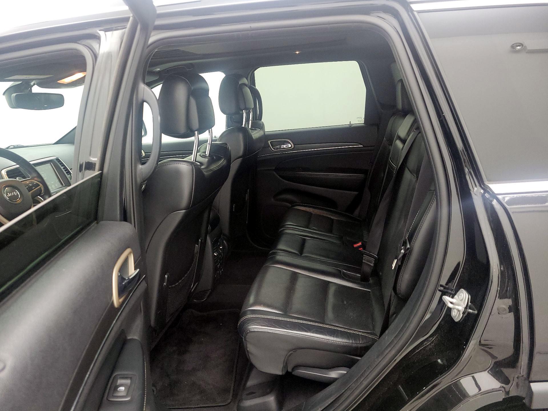 Thumbnail: 2017 Jeep Grand Cherokee - 20