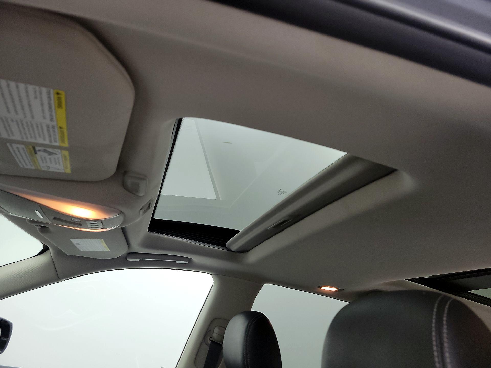 Thumbnail: 2019 INFINITI QX60 - 19