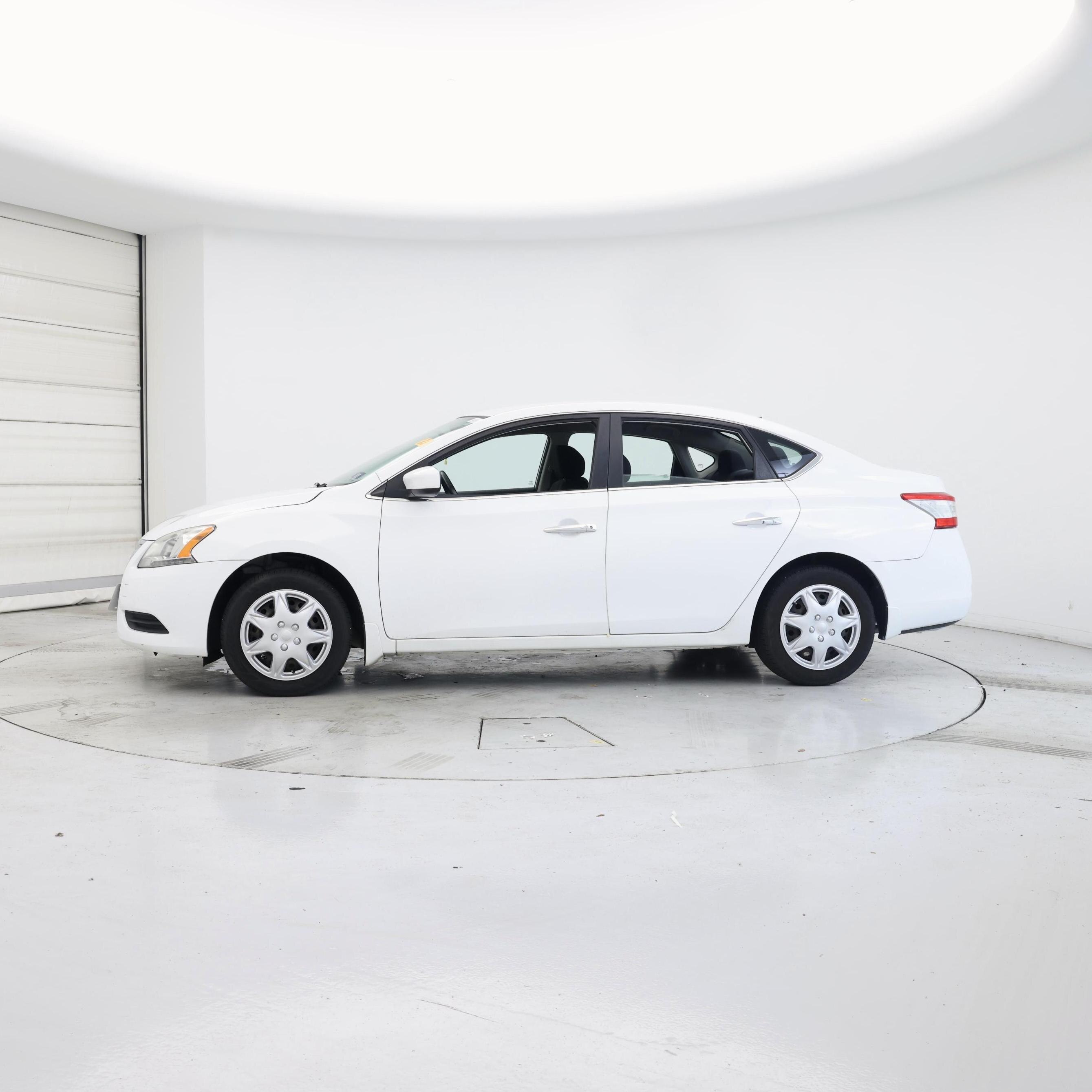 Thumbnail: 2015 Nissan Sentra - 3