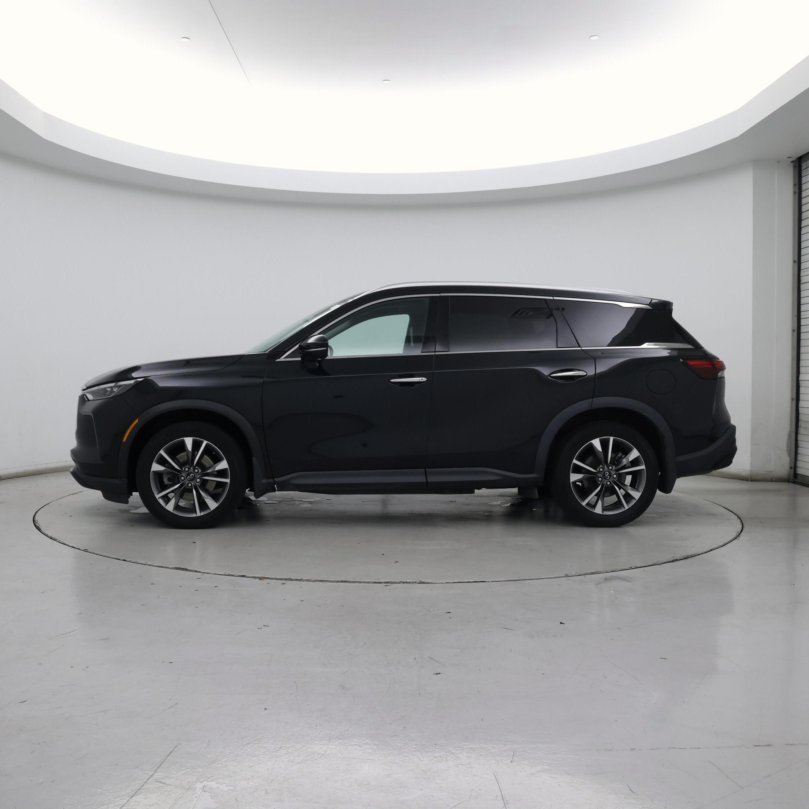 Thumbnail: 2023 INFINITI QX60 - 3