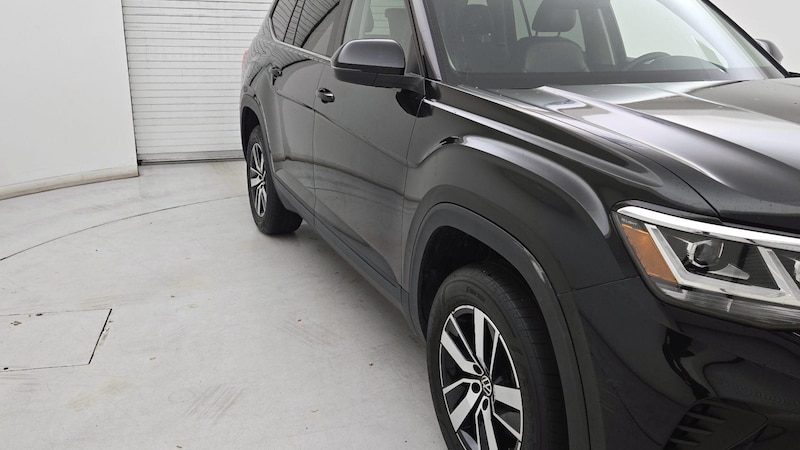 2022 Volkswagen Atlas SE Hero Image