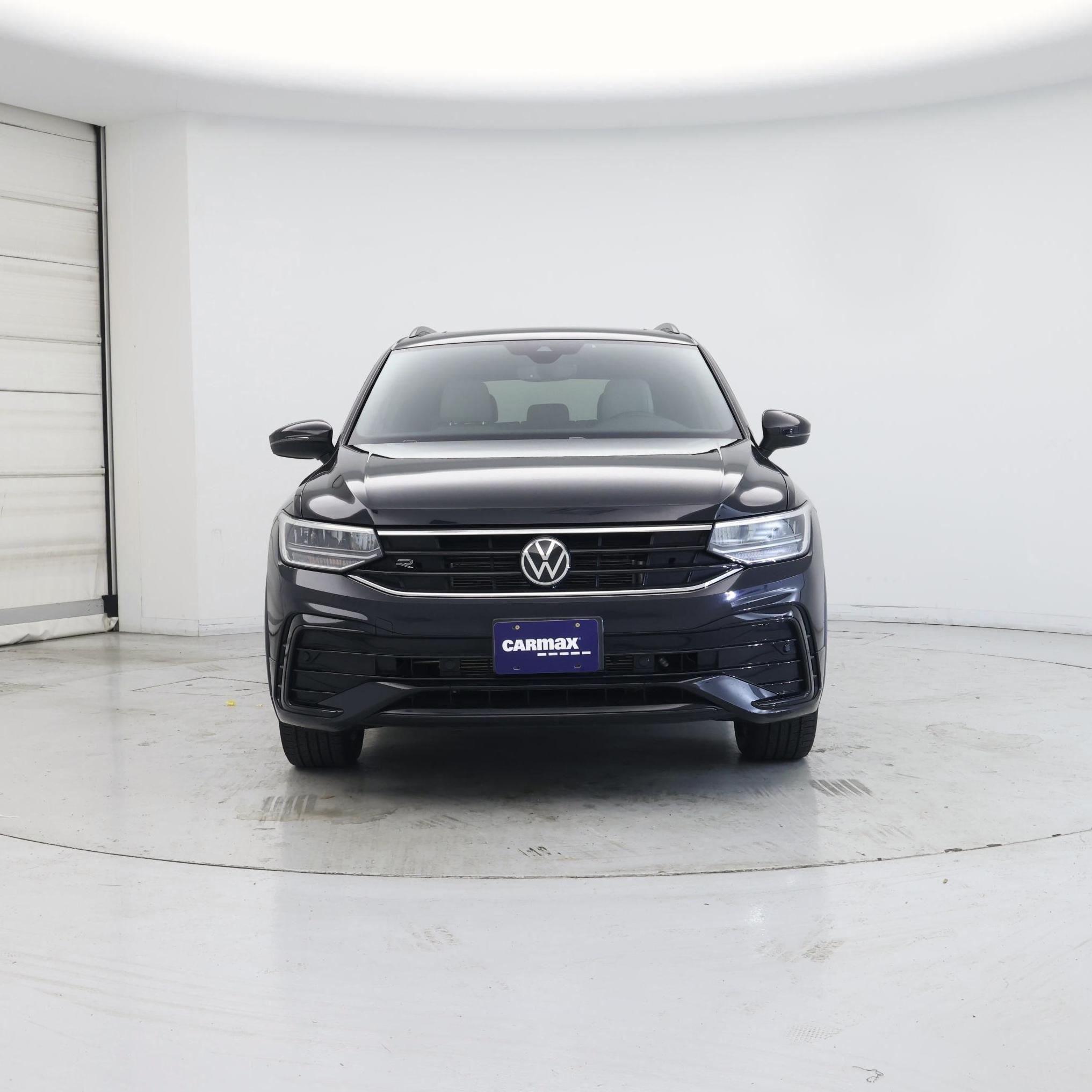 Thumbnail: 2022 Volkswagen Tiguan - 5