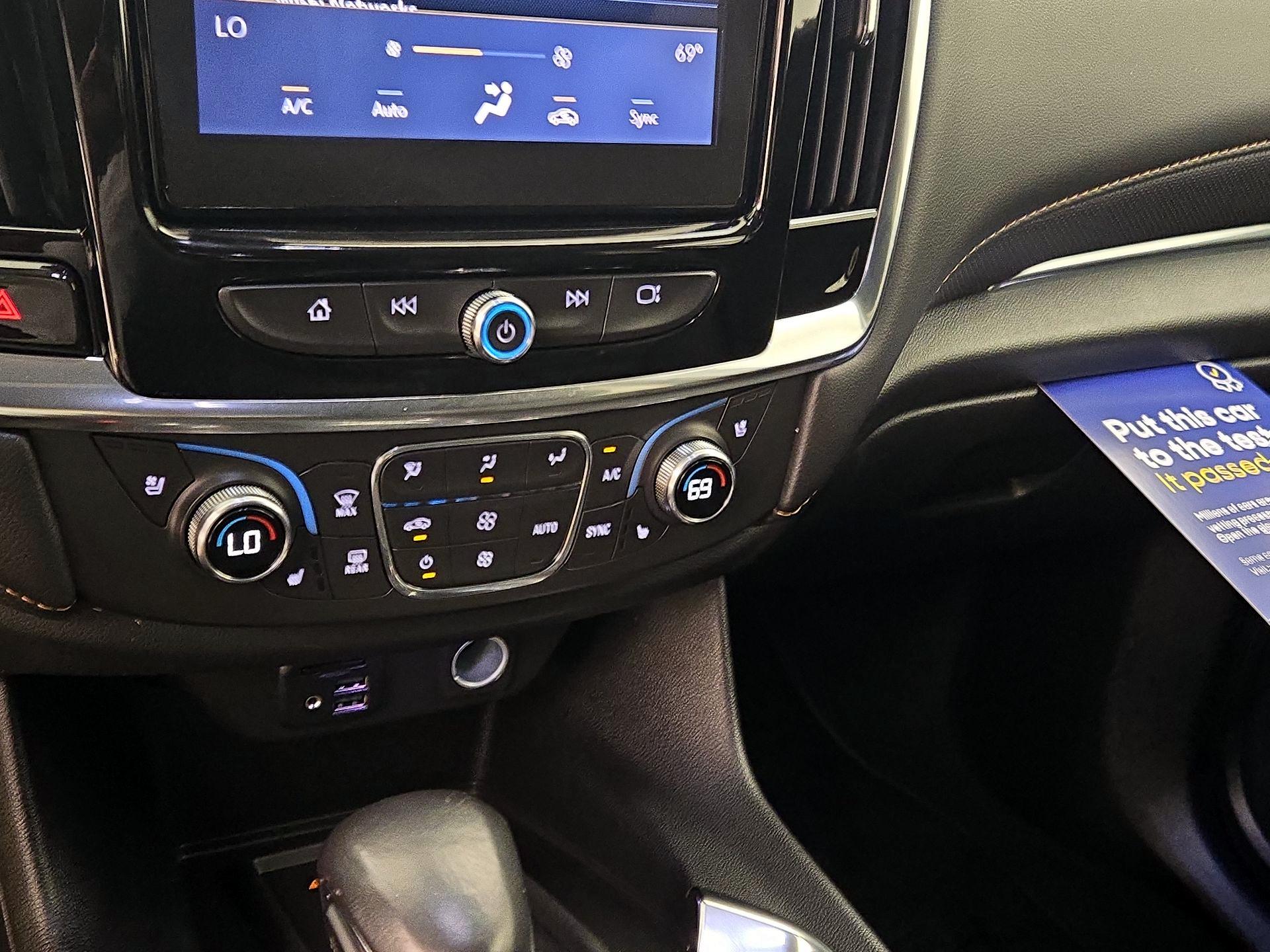 Thumbnail: 2021 Chevrolet Traverse - 16
