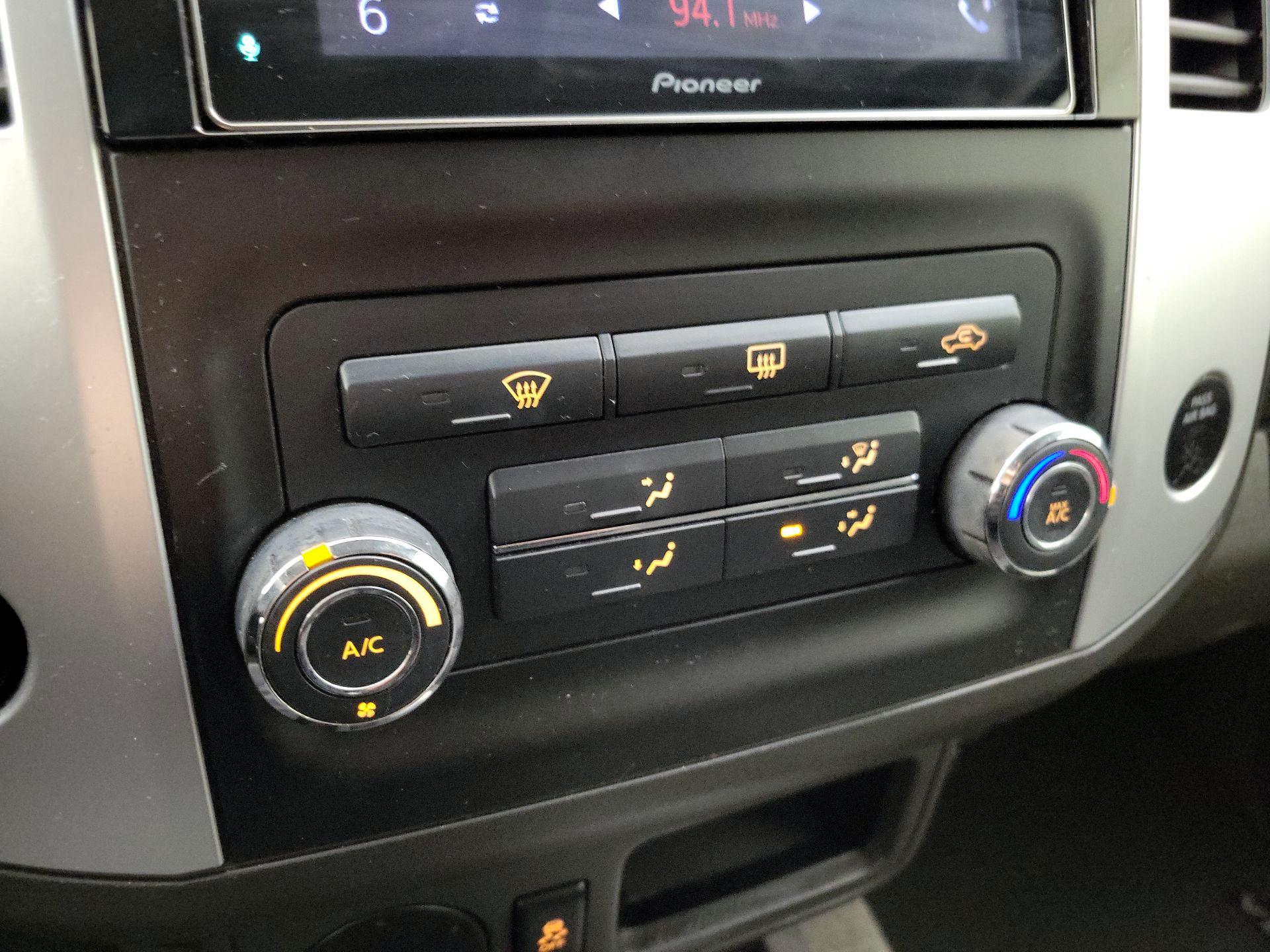 Thumbnail: 2013 Nissan Xterra - 16