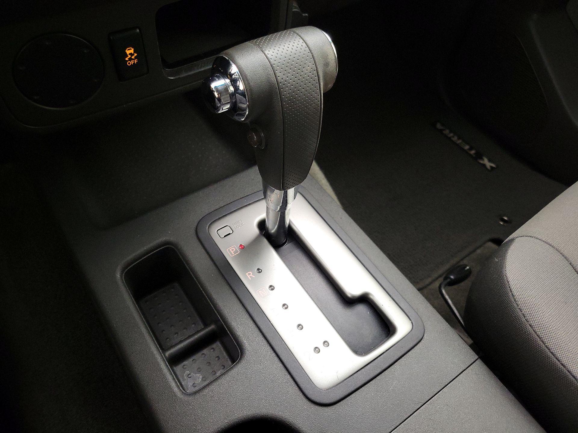 Thumbnail: 2013 Nissan Xterra - 17