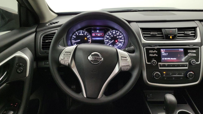2017 Nissan Altima S 10