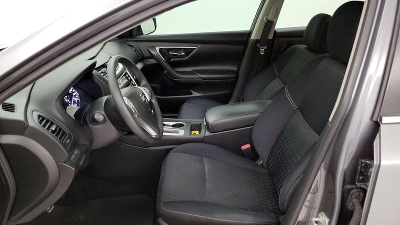 2017 Nissan Altima S 11