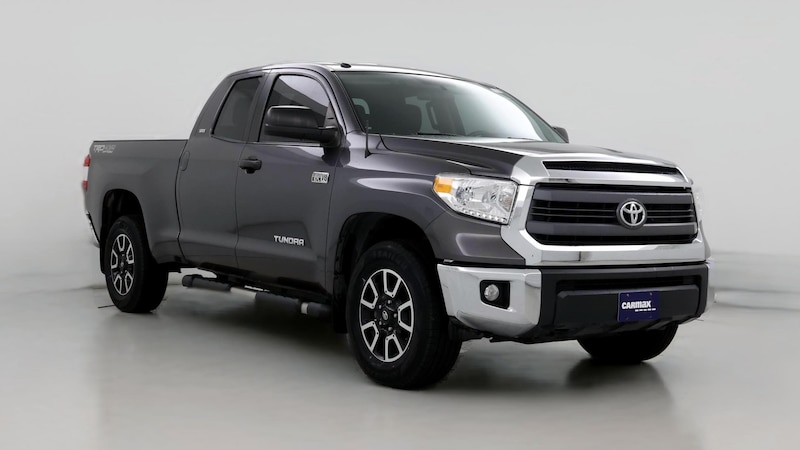 2015 Toyota Tundra SR5 Hero Image