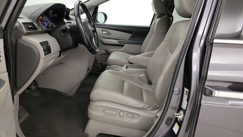 2015 Honda Odyssey Touring 11