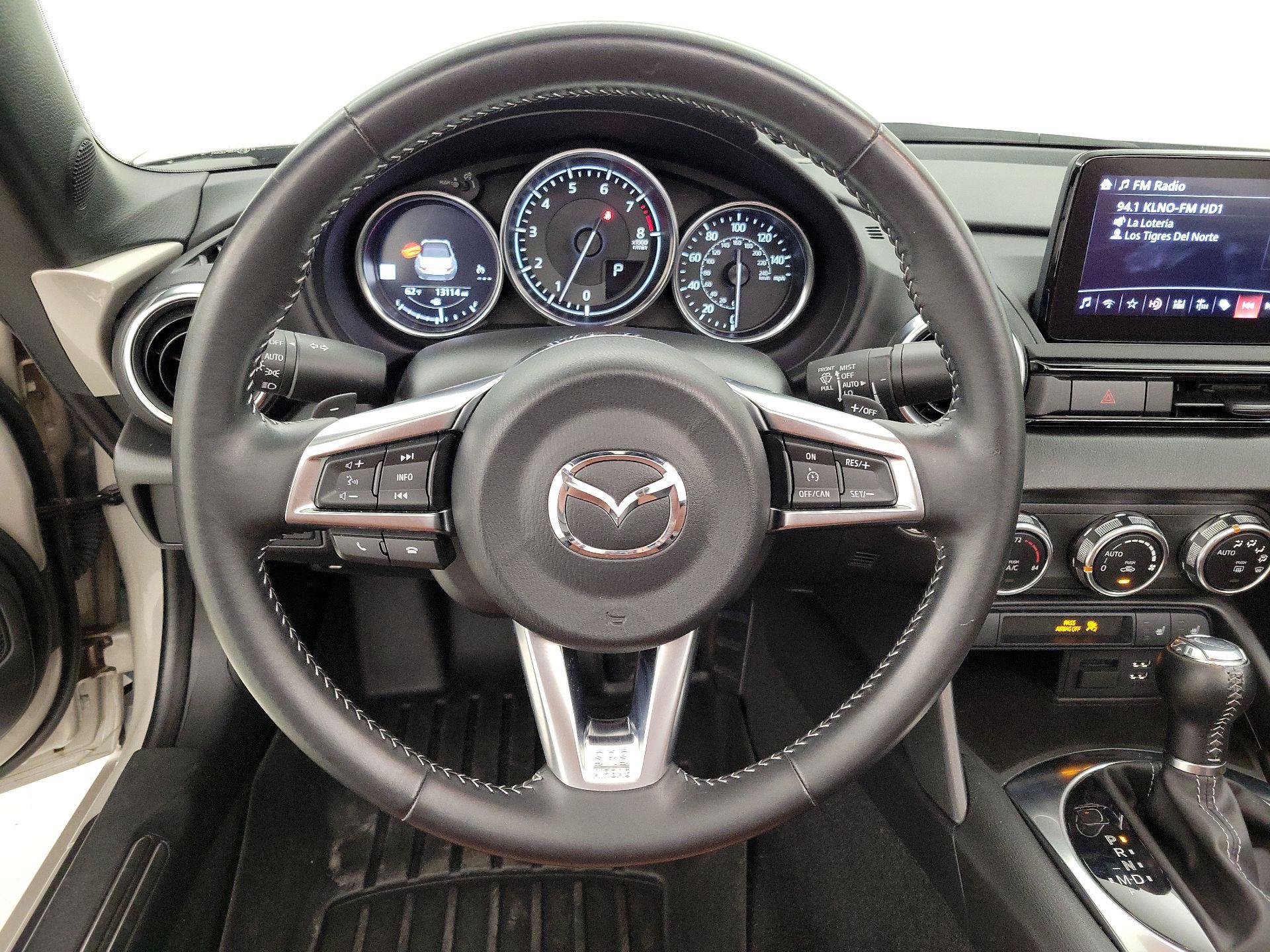 Thumbnail: 2022 Mazda MX-5 Miata - 10